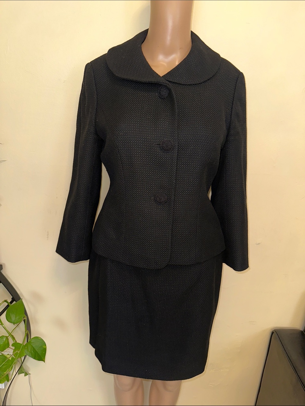 LOFT Black Textured Two-Piece Suit Jacket